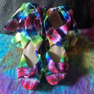 Impo Memory foam tie-dye wedge heels